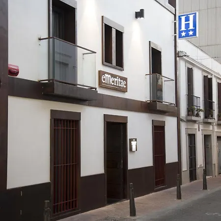 Pensión Emeritae 2*